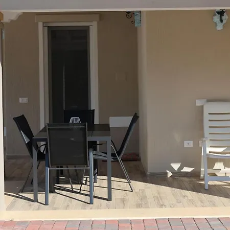 Nura E Mar Sardinia Vakantiehuis Solanas (Cagliari)