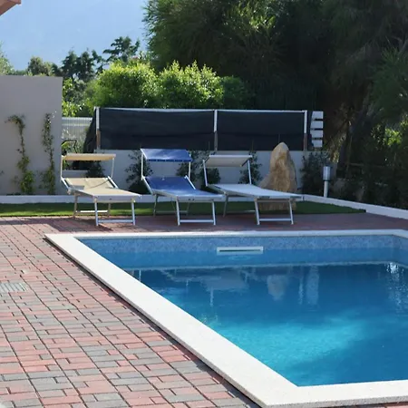 Сasa de vacaciones Nura E Mar Sardinia